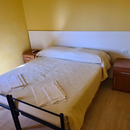 New Napoleonico Hotel Bondeno Bagian luar foto